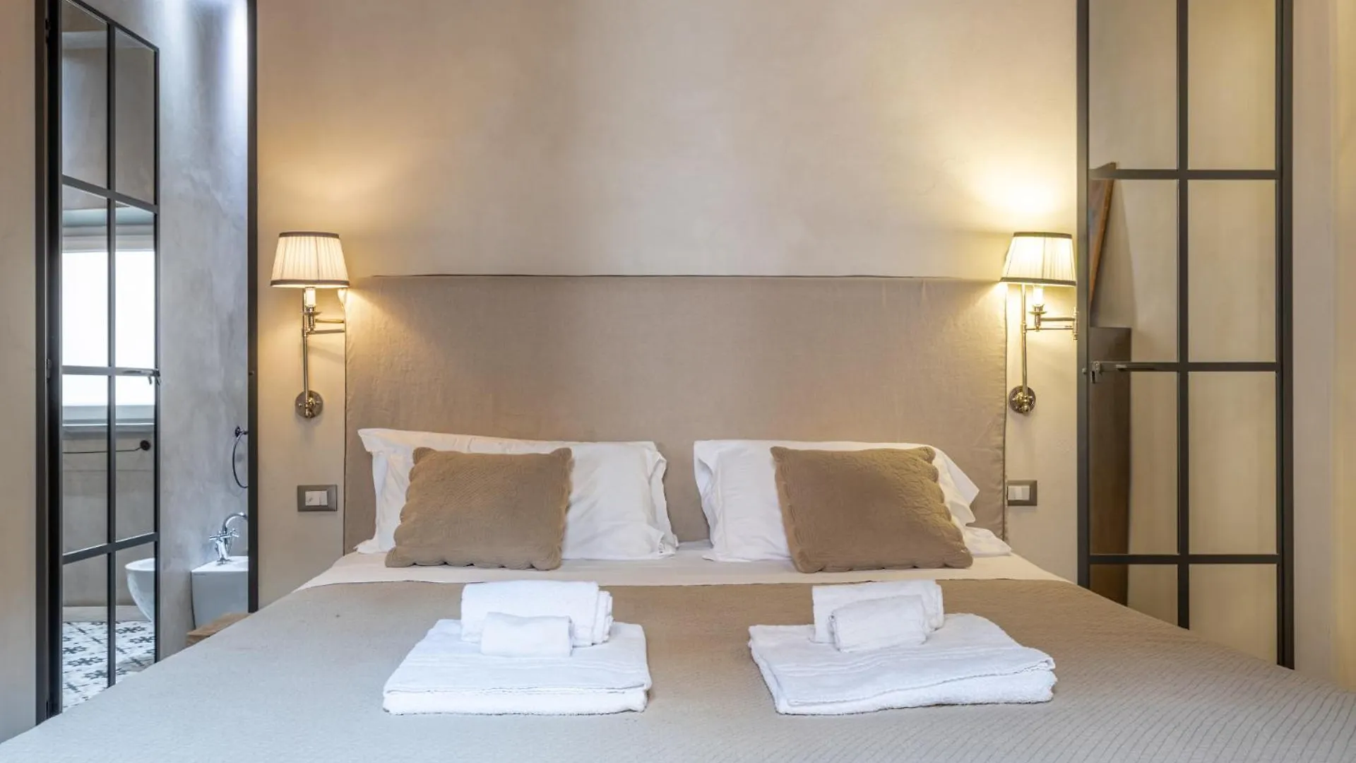 Fontanella Borghese Lux Apartment Rome 0*,