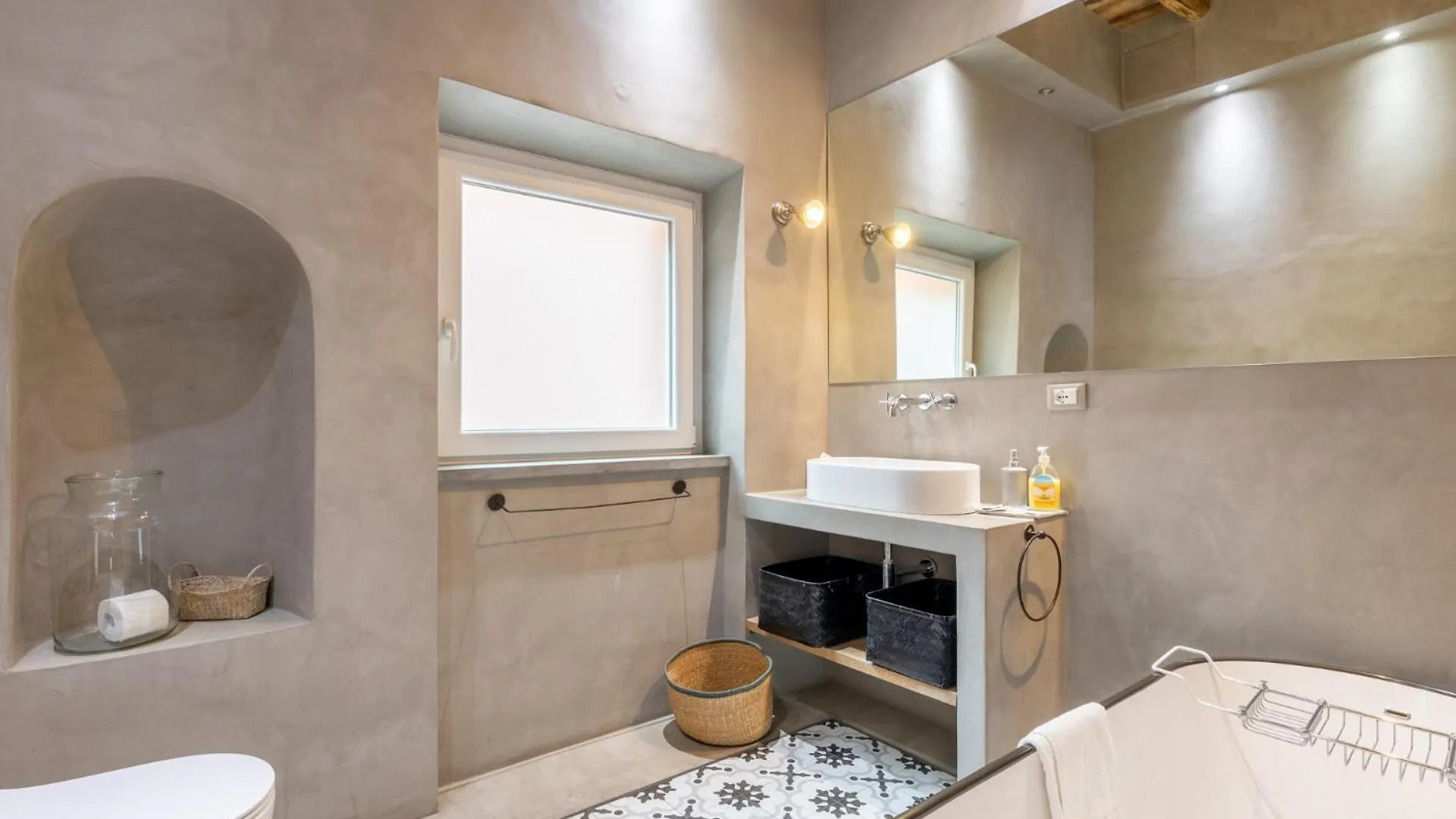 Fontanella Borghese Lux Apartment Rome 0*,